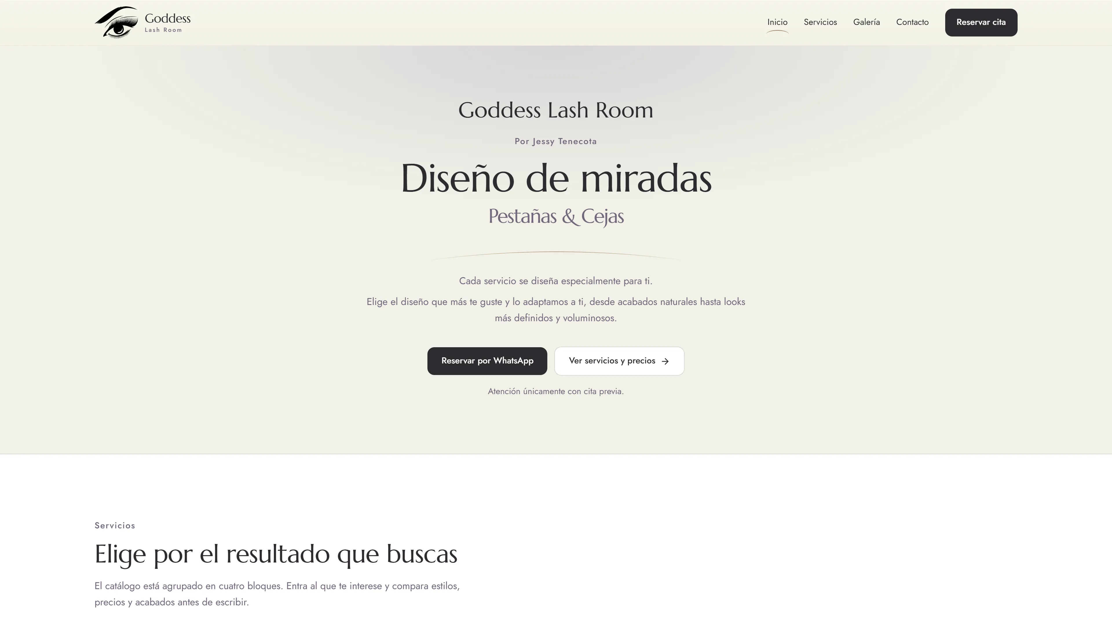 Vista de inicio del sitio web de Goddess Lash Room